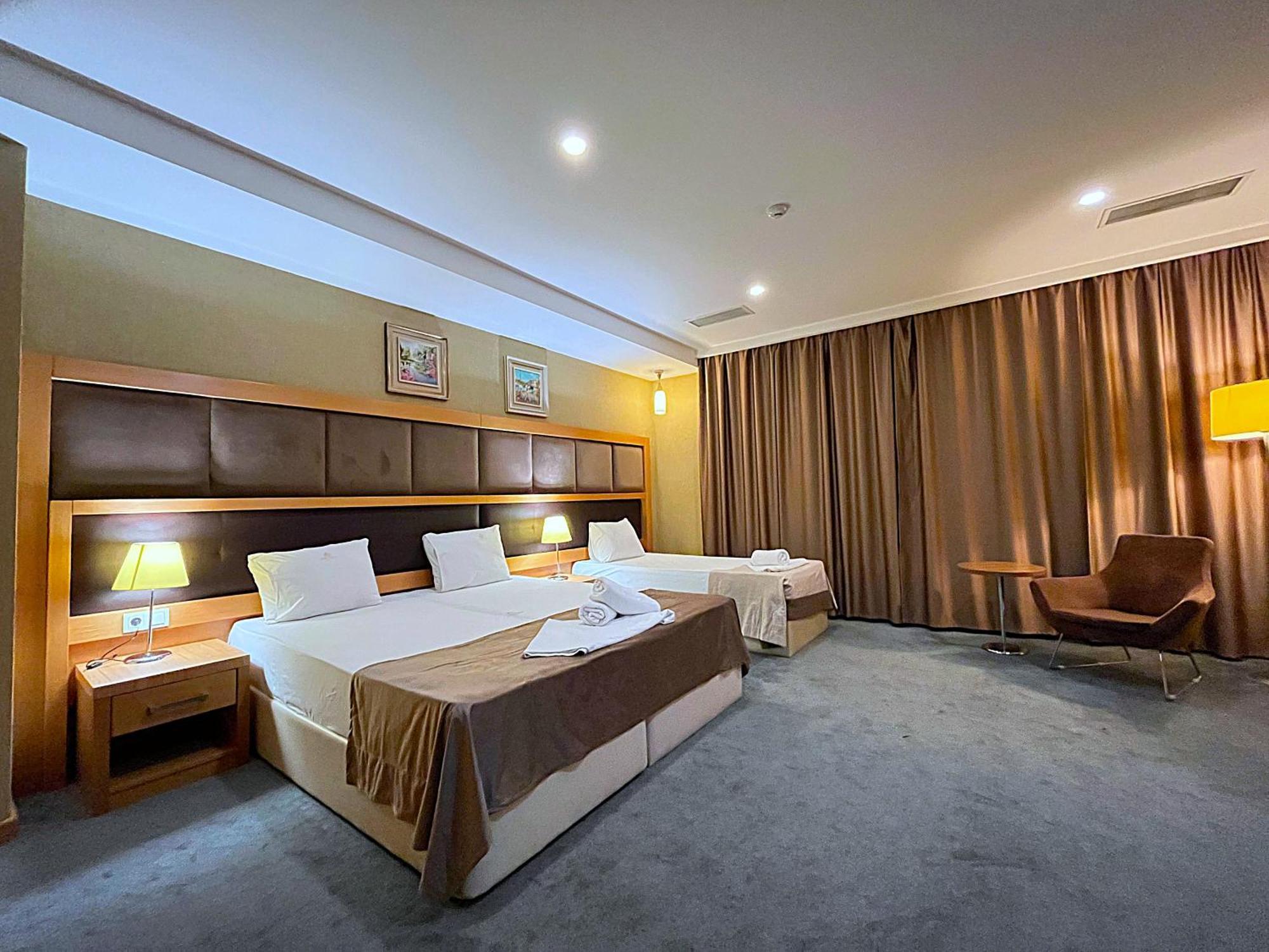 Gm City Hotel Baku Bilik gambar