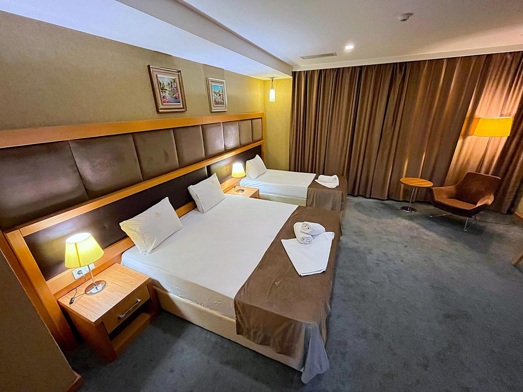 Gm City Hotel Baku Bilik gambar