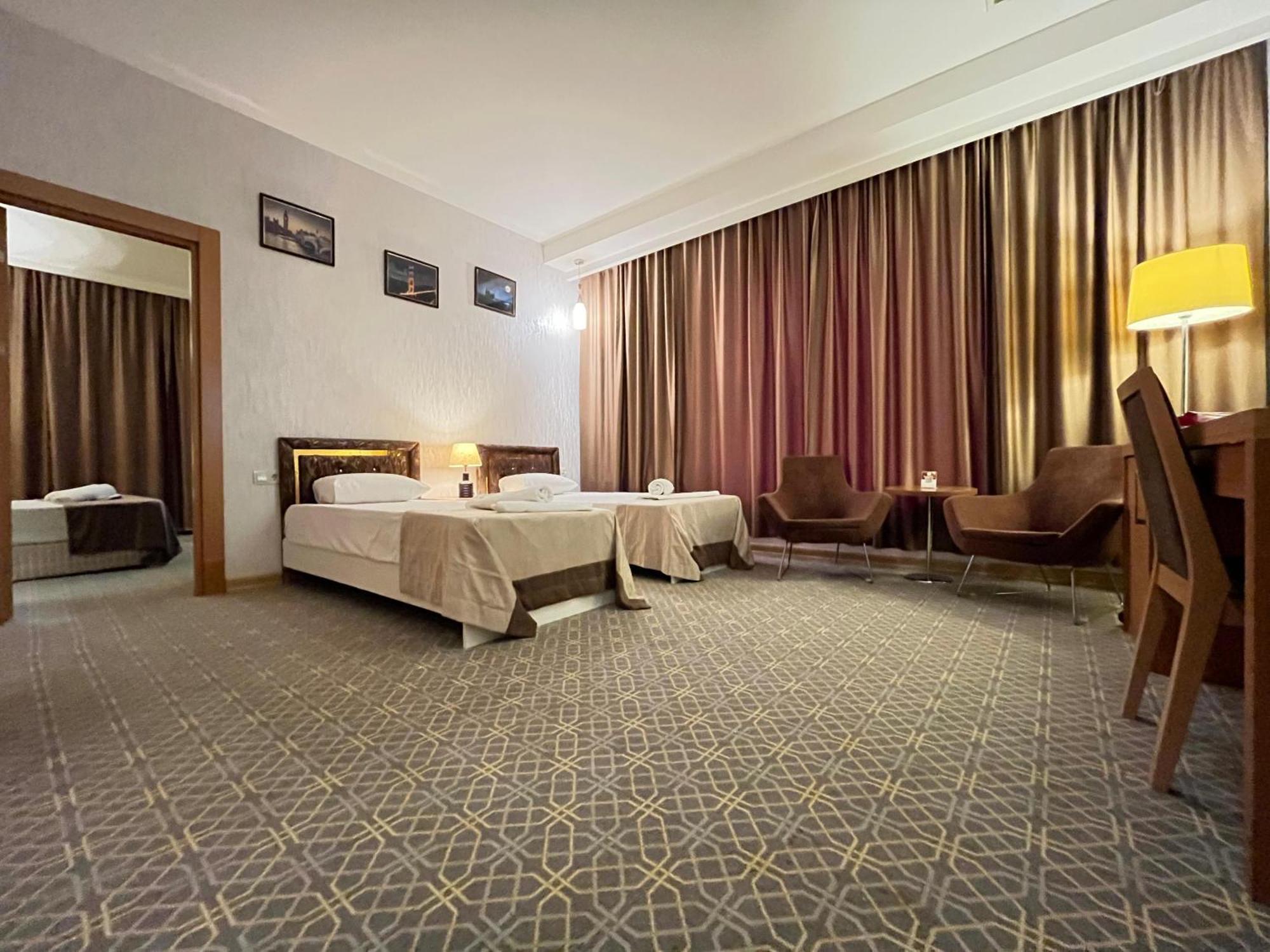 Gm City Hotel Baku Bilik gambar